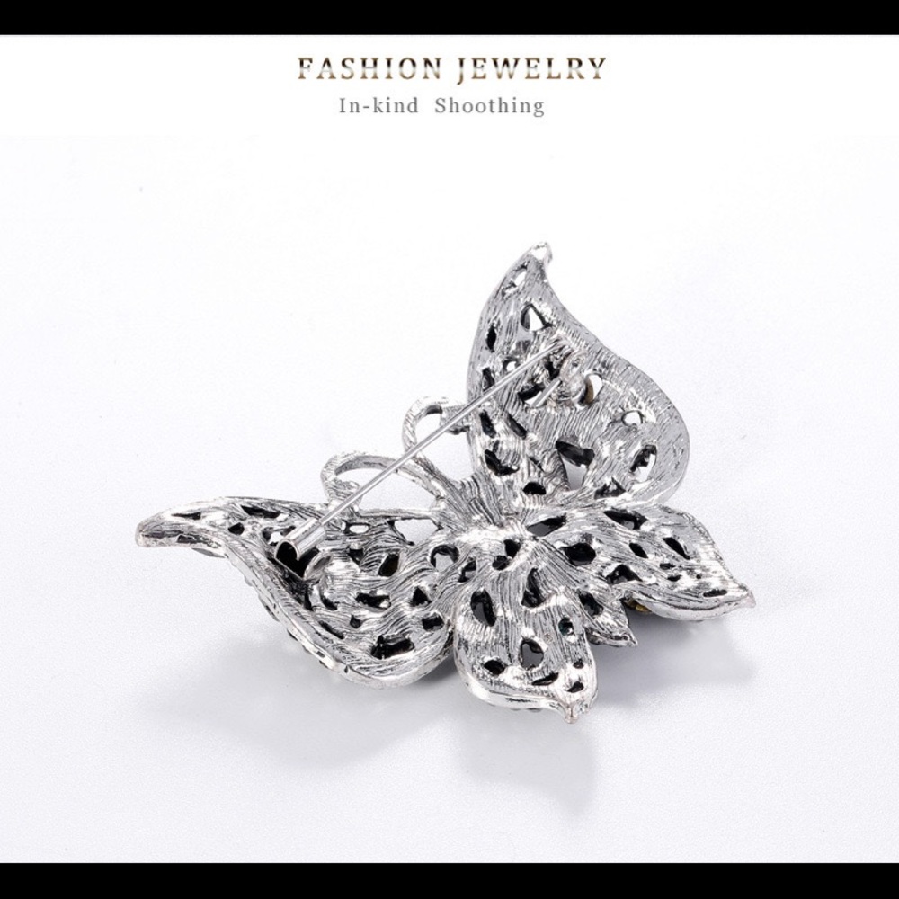 Silver Rhinestone Butterfly Brooch Pin - Picture 4 of 4